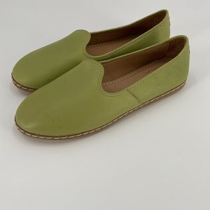 Charix Finely Crafted Beautiful Pistachio Size 9.5